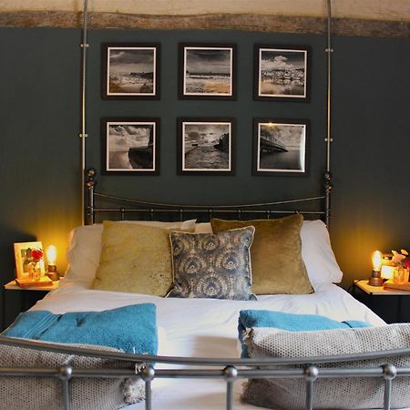 Boutique Fisherman'S Grade II Listed Cottage 스카버러 외부 사진