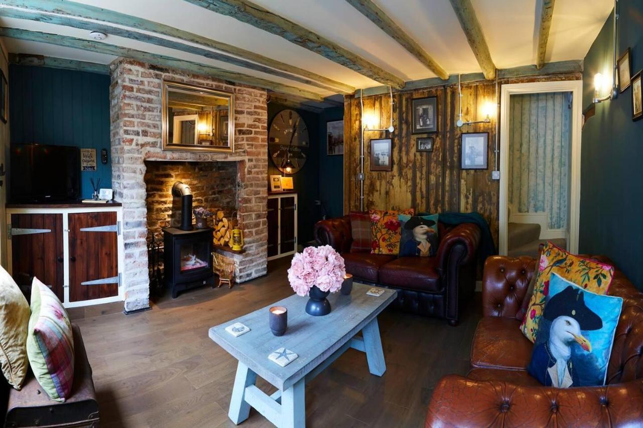 Boutique Fisherman'S Grade II Listed Cottage 스카버러 외부 사진