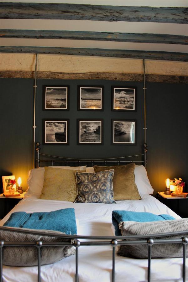 Boutique Fisherman'S Grade II Listed Cottage 스카버러 외부 사진