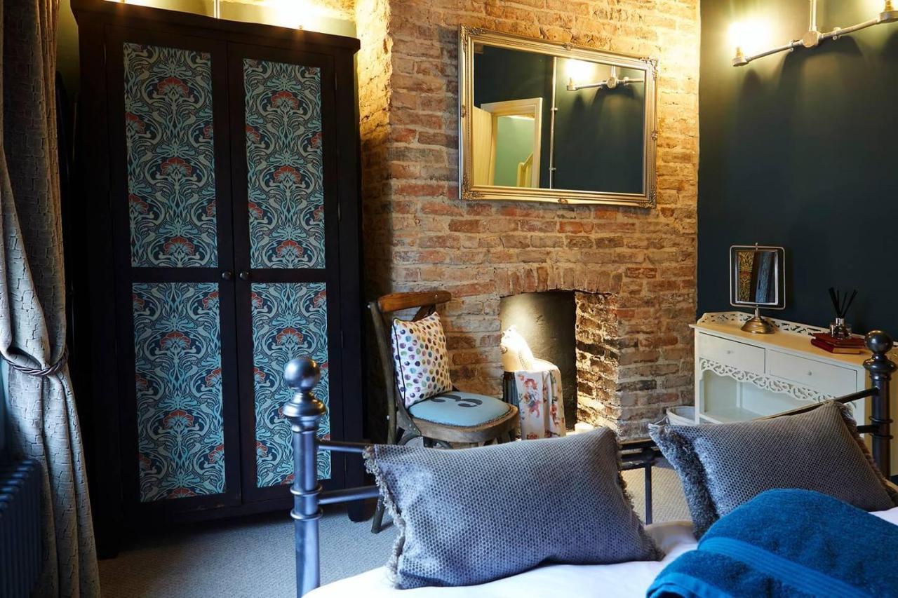 Boutique Fisherman'S Grade II Listed Cottage 스카버러 외부 사진