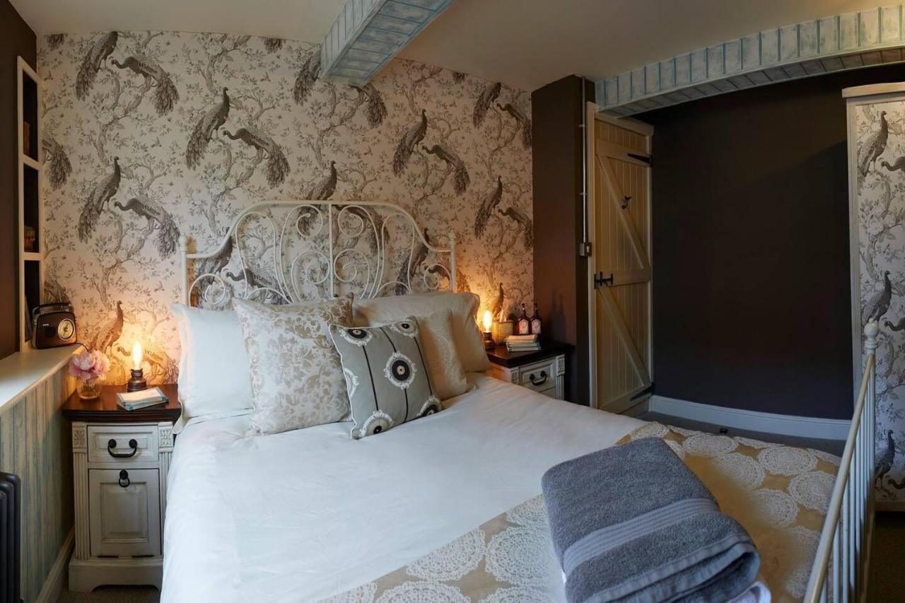 Boutique Fisherman'S Grade II Listed Cottage 스카버러 외부 사진