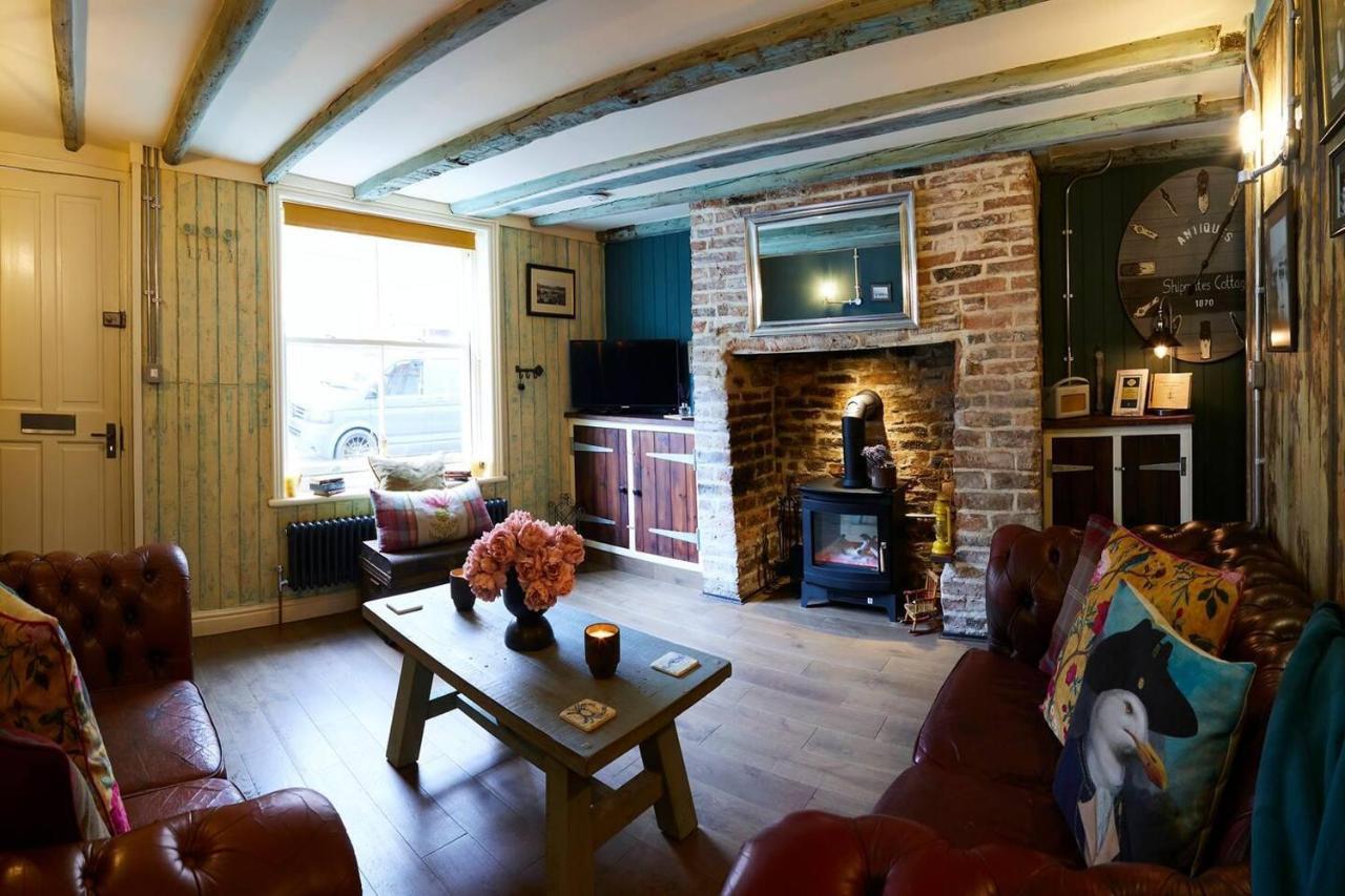 Boutique Fisherman'S Grade II Listed Cottage 스카버러 외부 사진